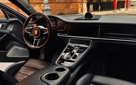 Porsche Panamera II рестайлинг, 2017 год, 10 000 000 рублей, 7 фотография