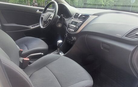 Hyundai Solaris II рестайлинг, 2015 год, 850 000 рублей, 9 фотография