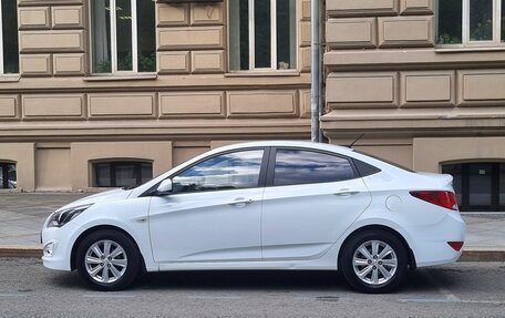 Hyundai Solaris II рестайлинг, 2015 год, 850 000 рублей, 7 фотография