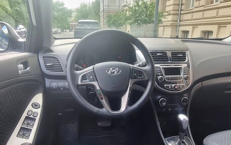 Hyundai Solaris II рестайлинг, 2015 год, 850 000 рублей, 11 фотография