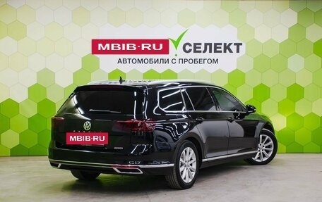 Volkswagen Passat B8 рестайлинг, 2020 год, 3 049 000 рублей, 2 фотография