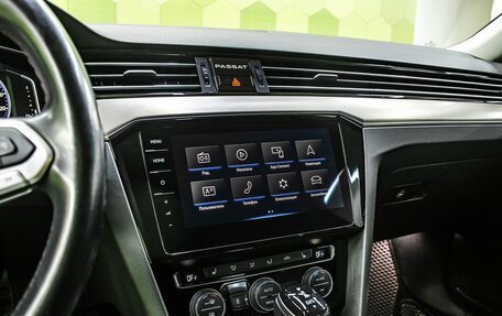 Volkswagen Passat B8 рестайлинг, 2020 год, 3 049 000 рублей, 19 фотография