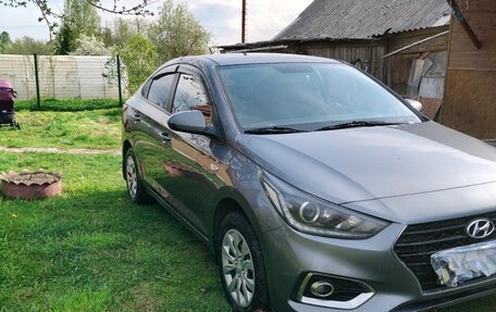 Hyundai Solaris II рестайлинг, 2019 год, 1 430 000 рублей, 2 фотография