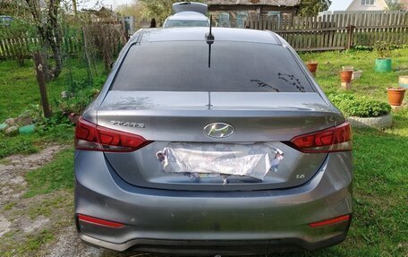 Hyundai Solaris II рестайлинг, 2019 год, 1 430 000 рублей, 5 фотография