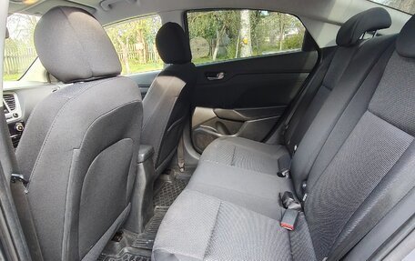 Hyundai Solaris II рестайлинг, 2019 год, 1 430 000 рублей, 8 фотография