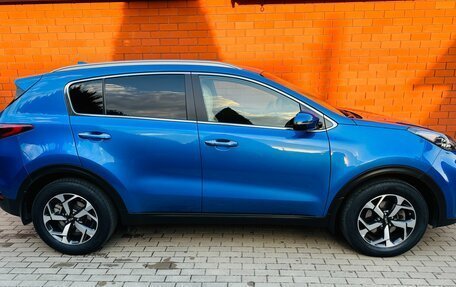 KIA Sportage IV рестайлинг, 2019 год, 2 600 000 рублей, 4 фотография