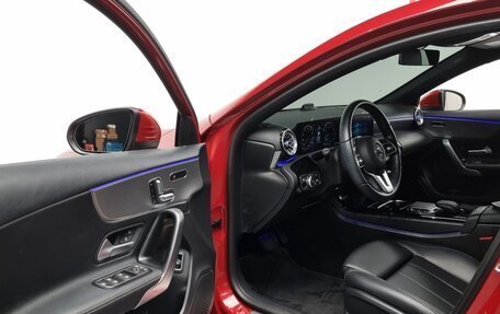 Mercedes-Benz A-Класс, 2021 год, 1 570 000 рублей, 5 фотография