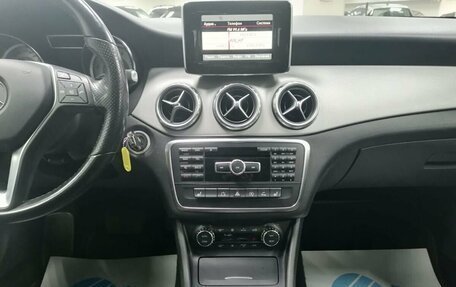 Mercedes-Benz GLA, 2015 год, 1 520 000 рублей, 15 фотография