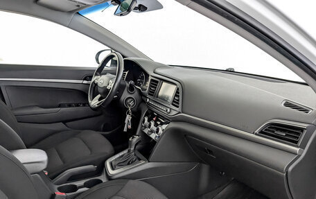 Hyundai Elantra VI рестайлинг, 2019 год, 1 790 000 рублей, 11 фотография