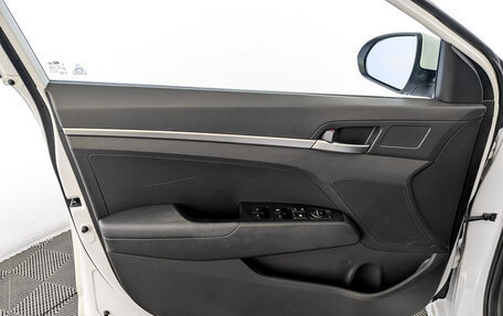 Hyundai Elantra VI рестайлинг, 2019 год, 1 790 000 рублей, 19 фотография