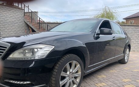 Mercedes-Benz S-Класс, 2008 год, 700 000 рублей, 4 фотография
