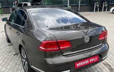 Volkswagen Passat B7, 2013 год, 845 000 рублей, 4 фотография