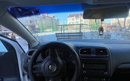 Volkswagen Polo VI (EU Market), 2011 год, 500 000 рублей, 9 фотография
