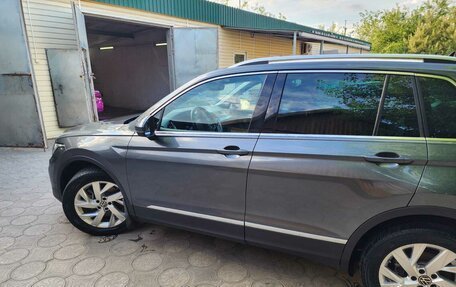 Volkswagen Tiguan II, 2021 год, 3 200 000 рублей, 6 фотография