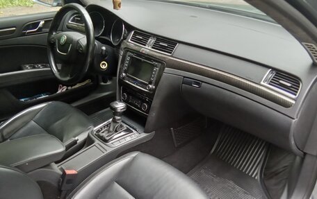 Skoda Superb III рестайлинг, 2009 год, 1 250 000 рублей, 17 фотография