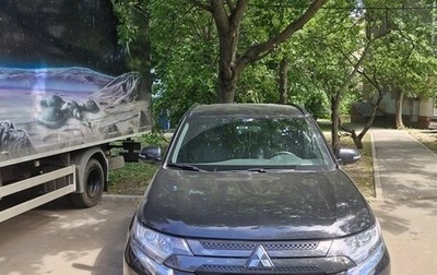 Mitsubishi Outlander III рестайлинг 3, 2021 год, 2 500 000 рублей, 1 фотография