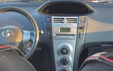 Toyota Yaris III рестайлинг, 2008 год, 620 000 рублей, 7 фотография
