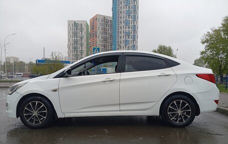 Hyundai Solaris II рестайлинг, 2015 год, 810 000 рублей, 5 фотография
