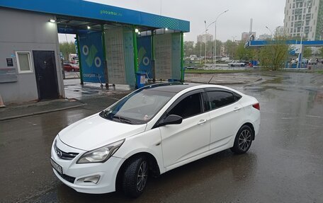 Hyundai Solaris II рестайлинг, 2015 год, 810 000 рублей, 8 фотография