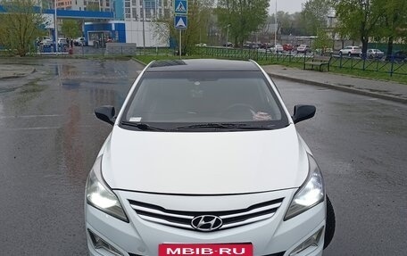 Hyundai Solaris II рестайлинг, 2015 год, 810 000 рублей, 12 фотография