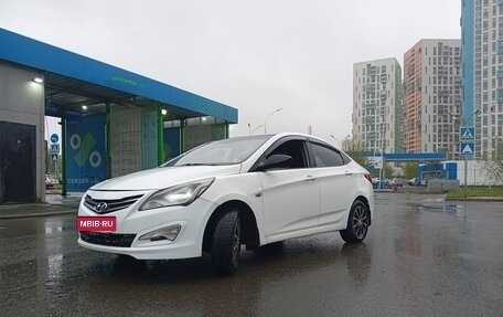Hyundai Solaris II рестайлинг, 2015 год, 810 000 рублей, 7 фотография