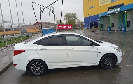 Hyundai Solaris II рестайлинг, 2015 год, 810 000 рублей, 6 фотография