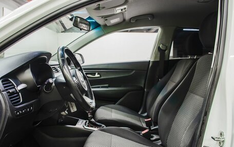 KIA Rio IV, 2019 год, 1 550 000 рублей, 13 фотография