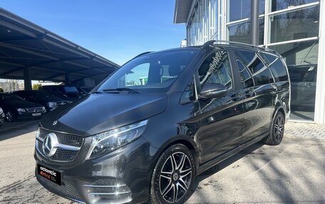 Mercedes-Benz V-Класс, 2022 год, 5 490 000 рублей, 3 фотография