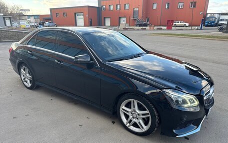 Mercedes-Benz E-Класс, 2013 год, 1 900 000 рублей, 6 фотография