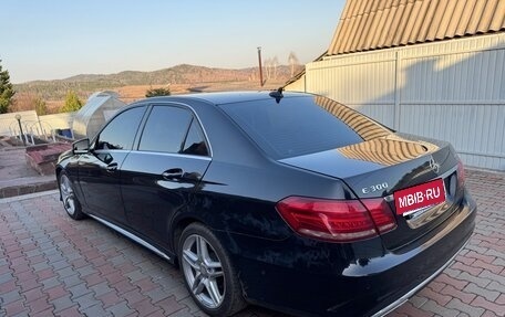 Mercedes-Benz E-Класс, 2013 год, 1 900 000 рублей, 3 фотография