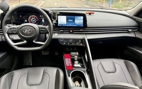 Hyundai Elantra, 2022 год, 1 500 000 рублей, 7 фотография