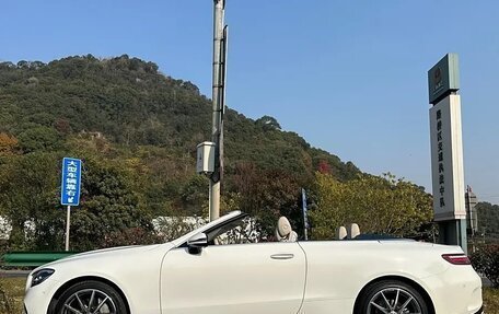 Mercedes-Benz E-Класс, 2022 год, 5 100 000 рублей, 3 фотография
