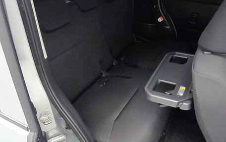 Toyota Roomy I, 2017 год, 1 015 000 рублей, 10 фотография
