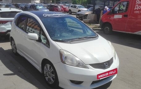 Honda Fit III, 2008 год, 700 000 рублей, 4 фотография