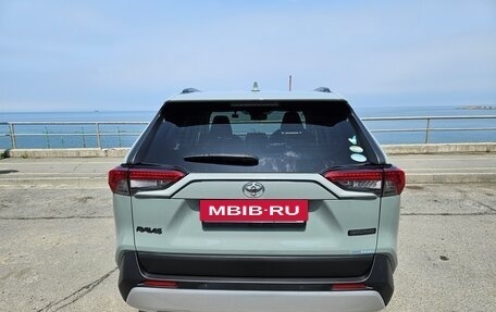 Toyota RAV4, 2020 год, 3 450 000 рублей, 6 фотография