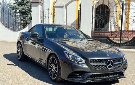 Mercedes-Benz SLC, 2018 год, 3 290 000 рублей, 11 фотография