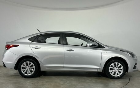 Hyundai Solaris II рестайлинг, 2017 год, 1 070 000 рублей, 5 фотография