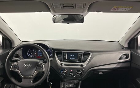 Hyundai Solaris II рестайлинг, 2017 год, 1 070 000 рублей, 7 фотография