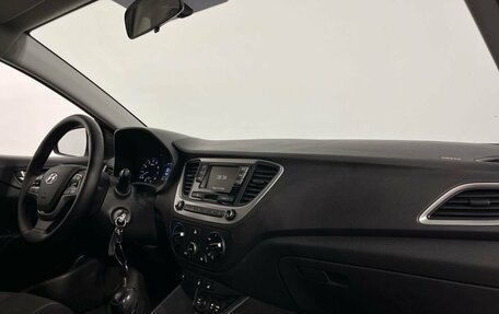 Hyundai Solaris II рестайлинг, 2017 год, 1 070 000 рублей, 9 фотография