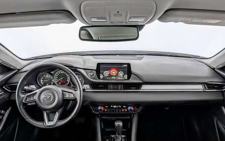 Mazda 6, 2020 год, 2 200 000 рублей, 14 фотография