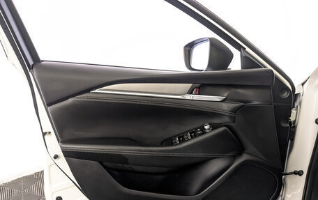 Mazda 6, 2020 год, 2 200 000 рублей, 19 фотография