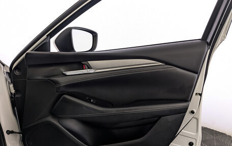 Mazda 6, 2020 год, 2 200 000 рублей, 24 фотография