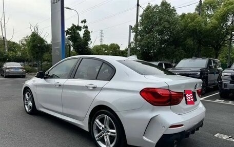 BMW 1 серия, 2021 год, 1 500 000 рублей, 5 фотография