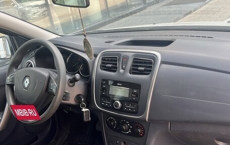 Renault Sandero II рестайлинг, 2017 год, 845 000 рублей, 4 фотография