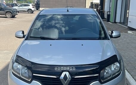 Renault Sandero II рестайлинг, 2017 год, 845 000 рублей, 10 фотография