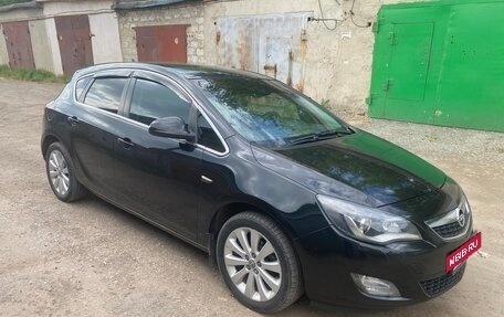 Opel Astra J, 2011 год, 700 000 рублей, 4 фотография