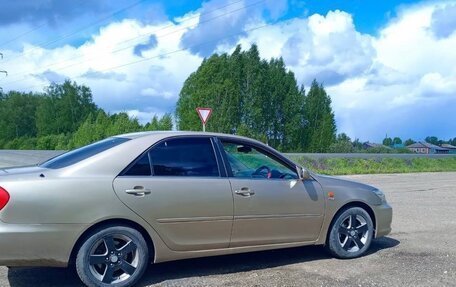 Toyota Camry V40, 2002 год, 720 000 рублей, 3 фотография