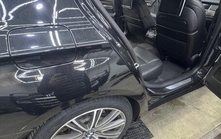 BMW 7 серия, 2013 год, 2 650 000 рублей, 13 фотография