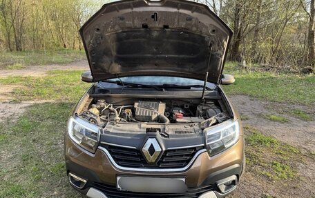 Renault Sandero II рестайлинг, 2021 год, 1 400 000 рублей, 1 фотография