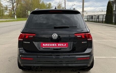Volkswagen Tiguan II, 2020 год, 2 800 000 рублей, 3 фотография